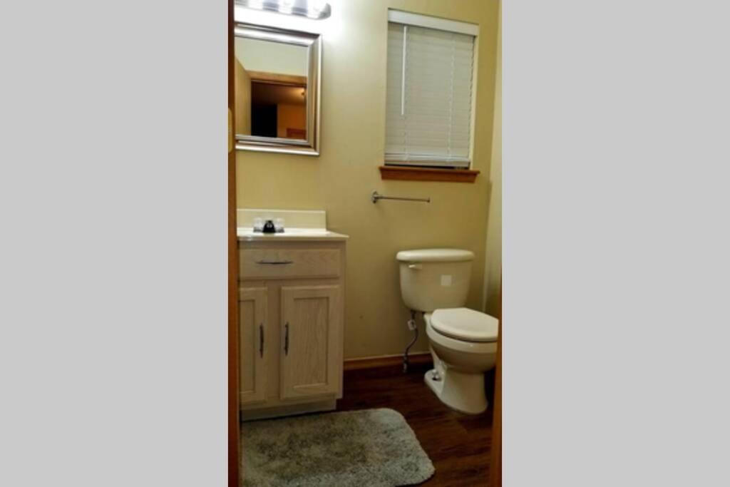 *Amenity-Filled Waterfront Oasis @Saw Creek Estates Near Waterfalls And Hiking* East Stroudsburg Exterior photo